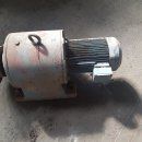 B13810 Getriebemotor 5,5 kW 35 U/min 4,4 kW 17,5 U/min B3