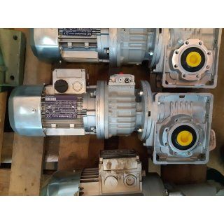 Schneckengetriebemotor 0,55 kW, 13 bis 66  U/min unbenutzt B16230