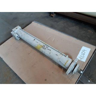 Hydraulikzylinder ca. 800 mm Hub unbenutzt B16604