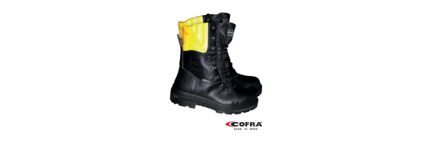 Cut protection boots