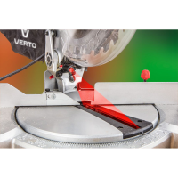 Chop and mitre saw with laser pointer